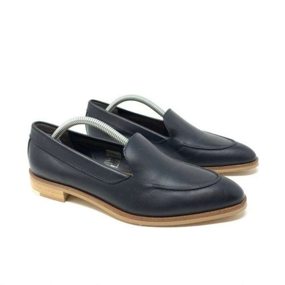 Everlane Size 5.5 The Modern Loafer Black Leather Slip On Flats Almond Apron Toe - Picture 2 of 9